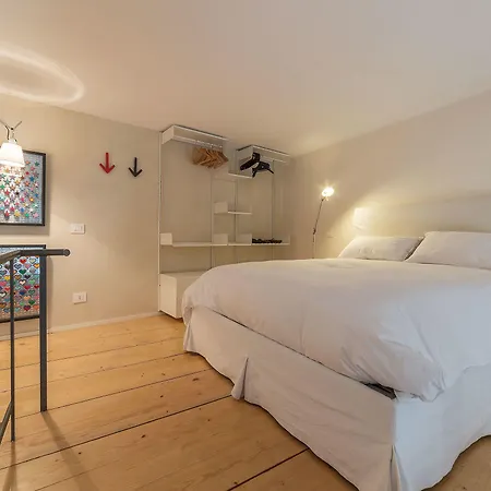 San Teodoro Modern Loft Apartmán *