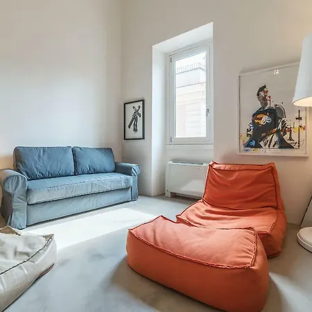 Daire San Teodoro Modern Loft *